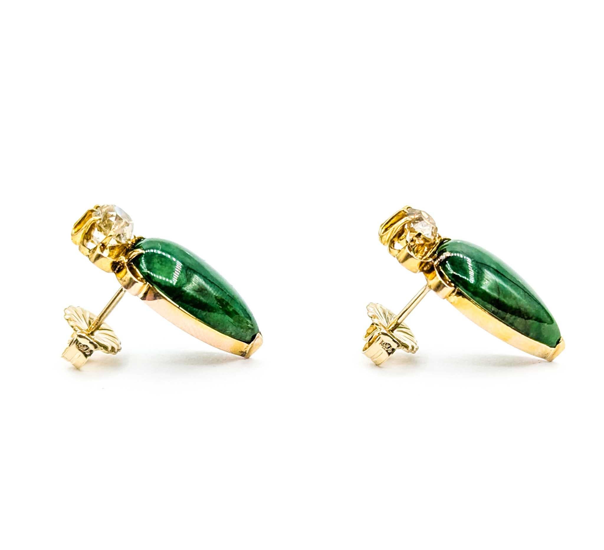 Boucles d'oreilles en or jaune 9k avec diamants et jade en vente 5