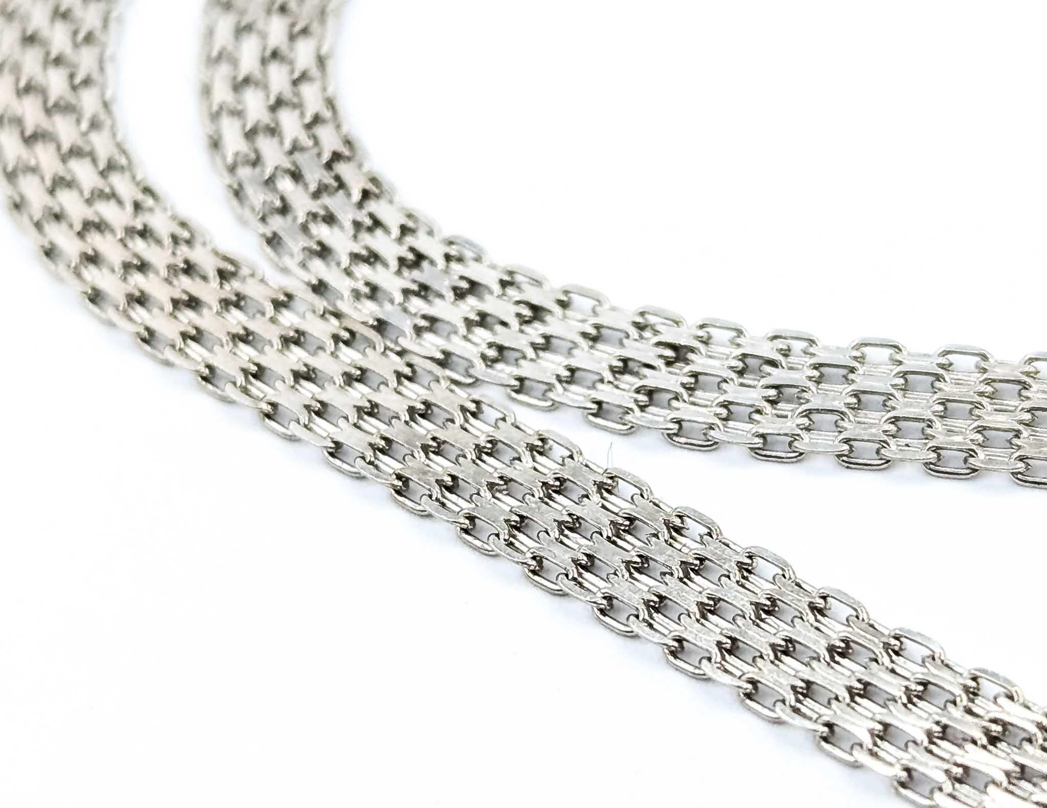 Collana di diamanti in oro bianco 10 carati in vendita 1