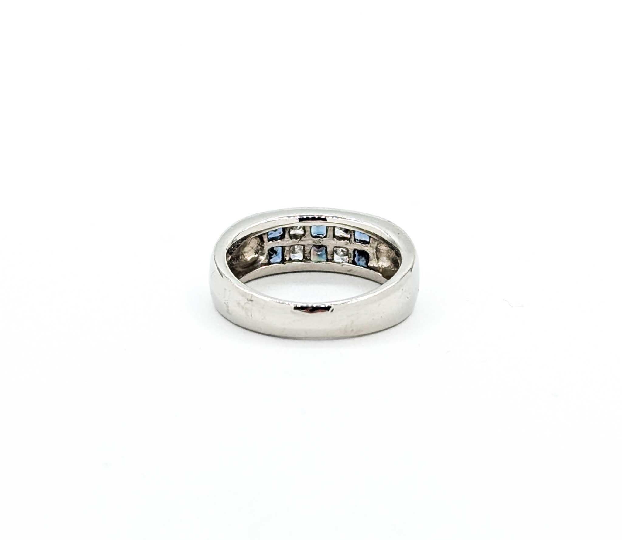 Anello in platino con alessandrite e diamanti in vendita 1