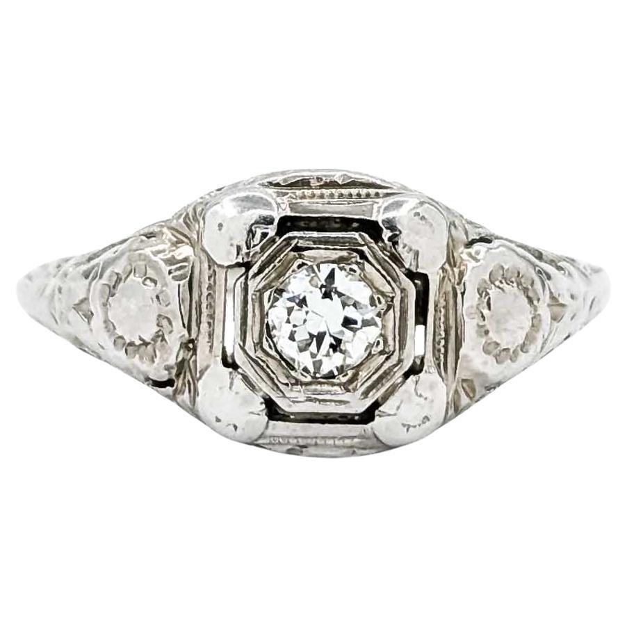 Anello con diamante in filigrana in oro bianco 18 carati in vendita