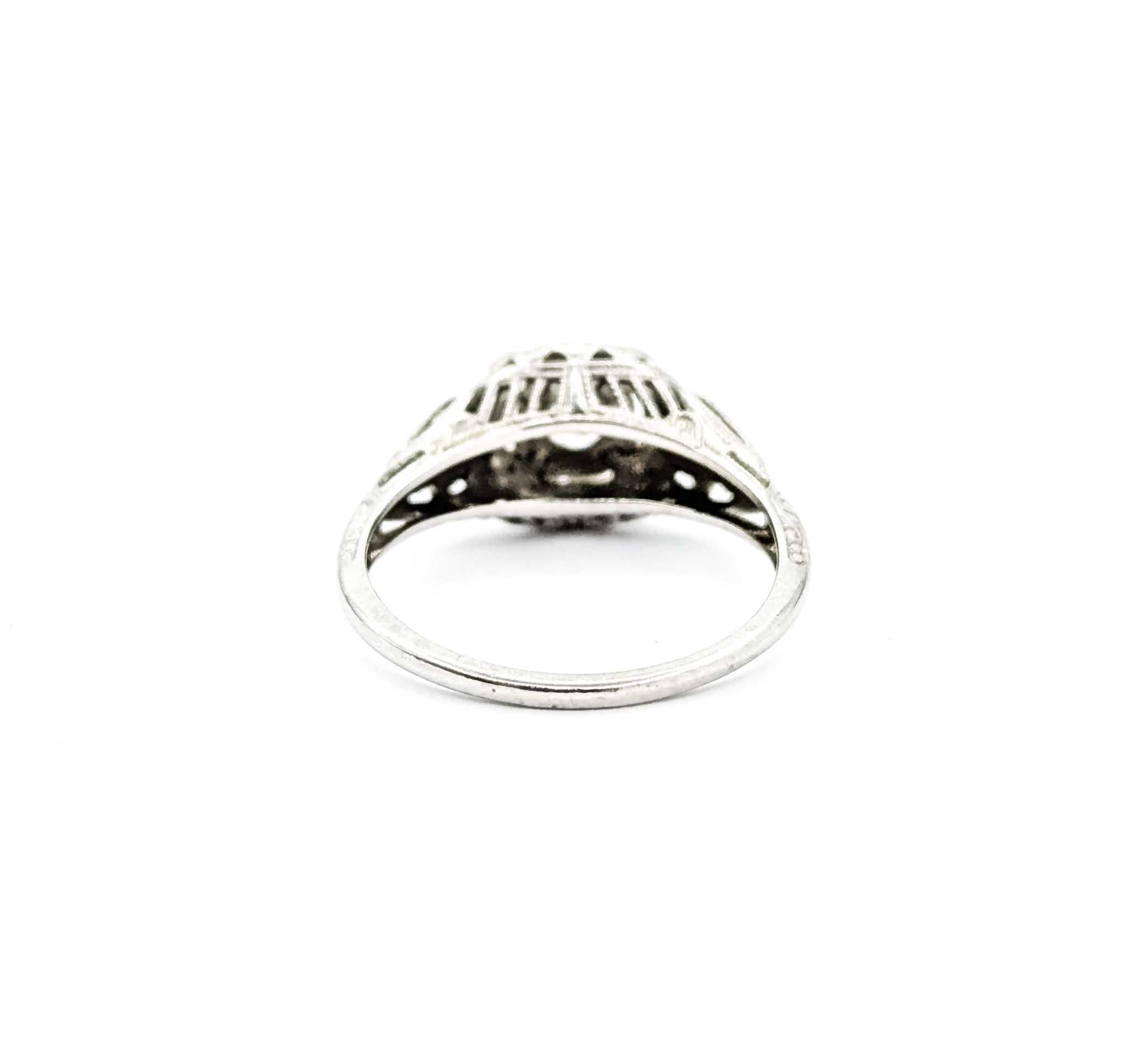 Anello con diamante in filigrana in oro bianco 18 carati in vendita 3