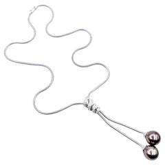 Collana di perle e diamanti in oro bianco 18 carati