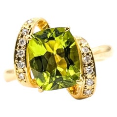 Peridot & Diamond Bow Ring in 18k Yellow Gold
