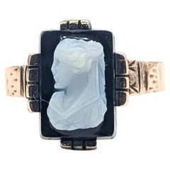 Antique Agate Cameo Ring in 10k Rose Gold