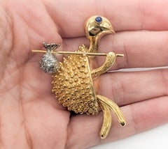 Verspielte Saphir- und Diamant-Schildkrötenbrosche aus der Mitte des Jahrhunderts, aus 16,5-karätigem Gelbgold