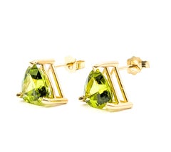 Trillion-Cut Peridot Stud Earrings in 14k Yellow Gold