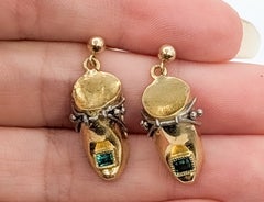 Pendientes colgantes con forma de zueco «Emerald Novelty» de mediados de siglo, en oro amarillo de 18 quilates