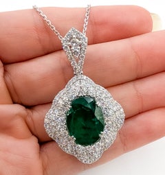 Halo-Halskette mit Smaragden und Diamanten in Platin – GIA-Nr. 5231644838