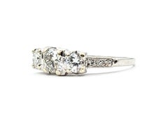 Raffinato anello con diamante in platino
