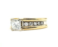 Striking Princess Diamond Ring in 18k Yellow Gold