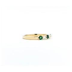 Emerald & Diamond Ring in 14k Yellow Gold