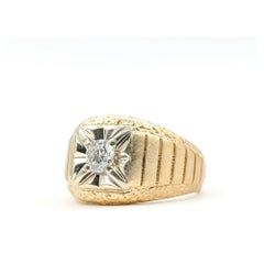 Distintivo Anillo de Diamantes de Corte Europeo en Oro Bicolor de 14k