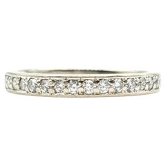 Alianza de Diamantes en Oro Blanco de 14k