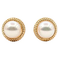 Classic Pearl Stud Earrings in 14k Yellow Gold