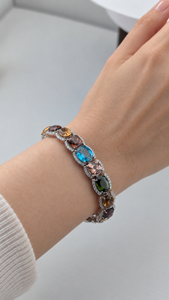Bracelet floral en platine, serti de zircons multicolores et de diamants, 53,89 carats