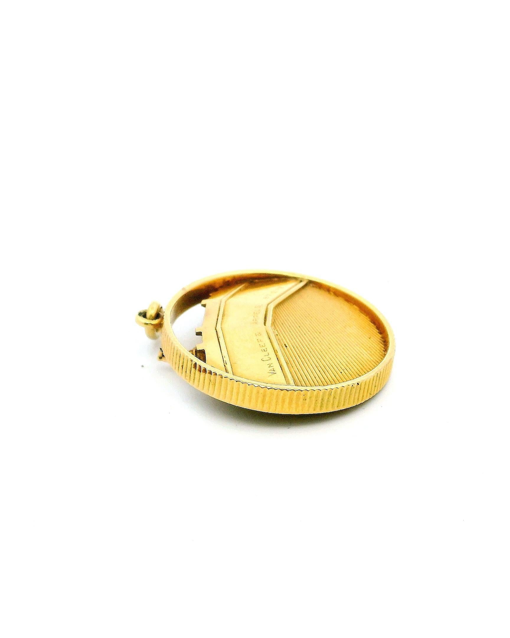 Van Cleef & Arpels Place Du Vendome Charme Georges Lenfant In condizioni ottime in vendita a Great Neck Plaza, NY