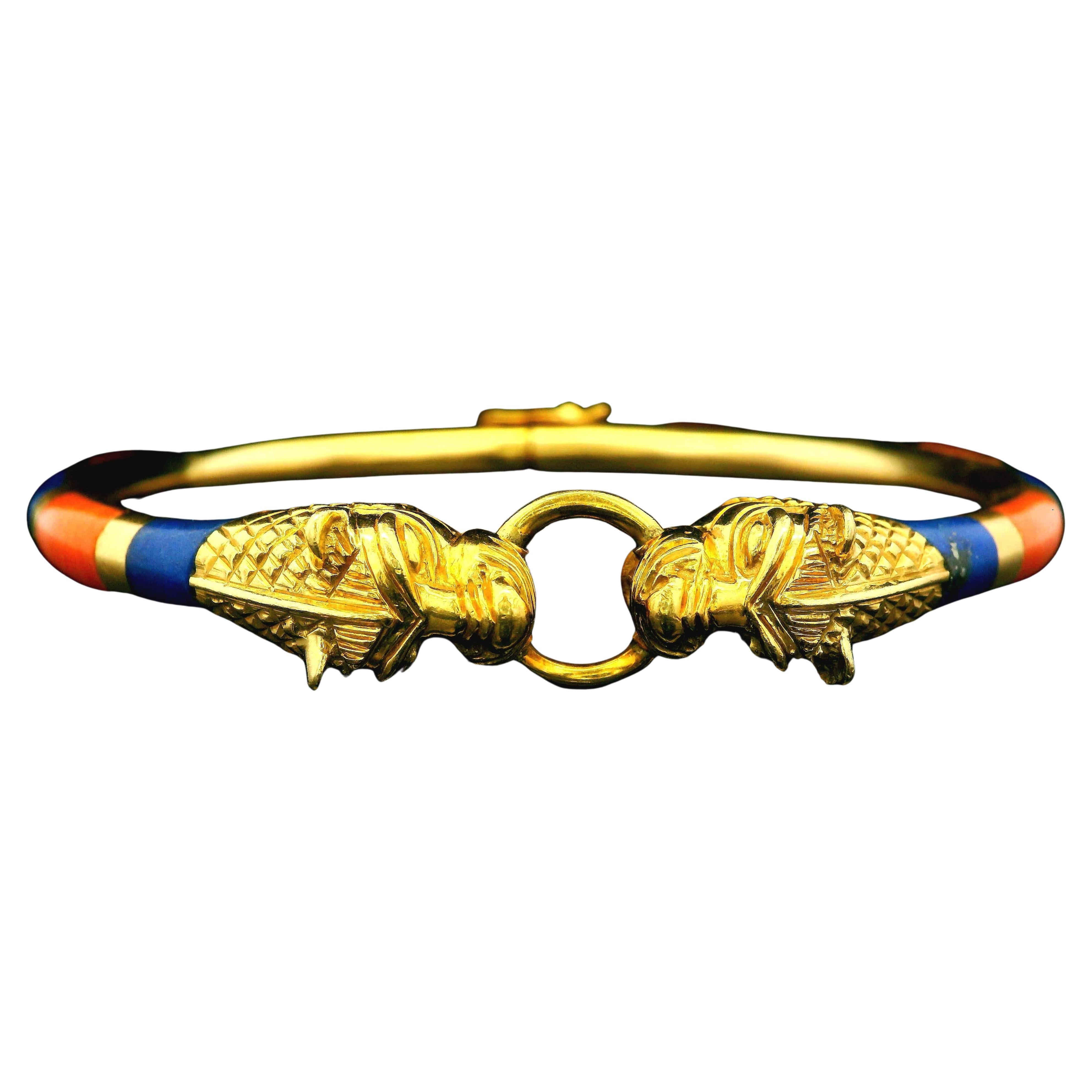 Antique 18K Yellow Gold Two Panther Heads Lapis & Cl inlays Bangle For Sale