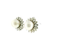 Trio Platinum & 18K White Gold Central Pearl diamonds Clip On Earrings