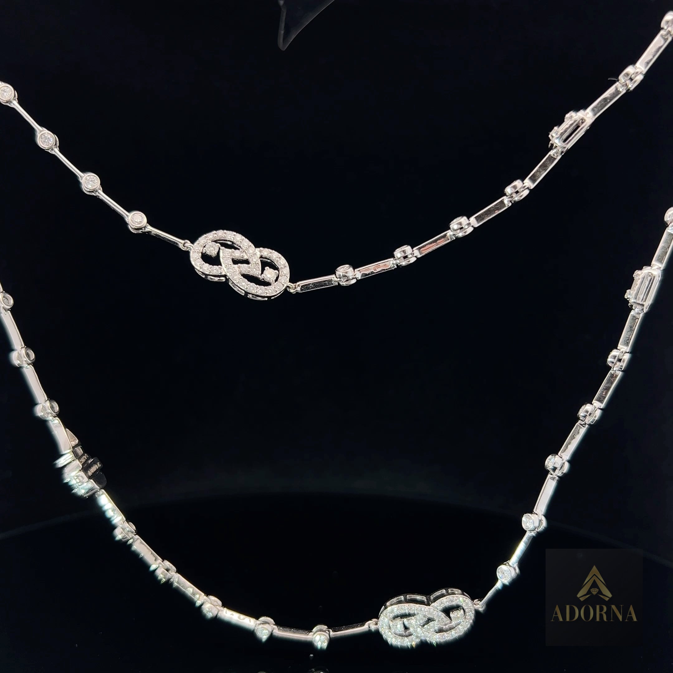 Chroma White Joint Diamond Necklace