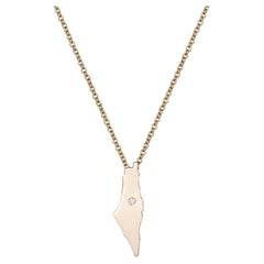Halskette aus Gold mit Kartenanhänger aus 14 Karat Gelbgold mit rundem Diamanten