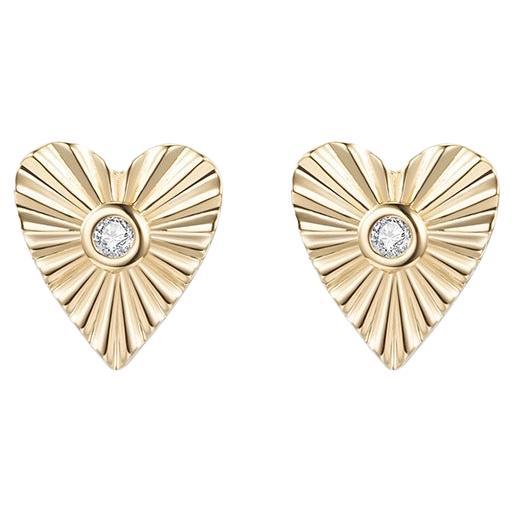 Heart Shape 14K Radiant Heart Diamond Necklace Earrings Set In New Condition For Sale In Los Angeles, CA