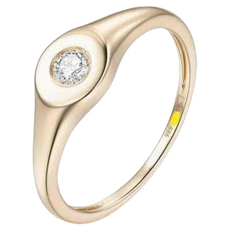 in vendita:  Anello Minimalista con castone e diamante rotondo incastonato in oro giallo 14K