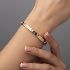 Stardust Flow 14K (or 18k upon request) Yellow Gold Mixed Cut Diamond Bracelet