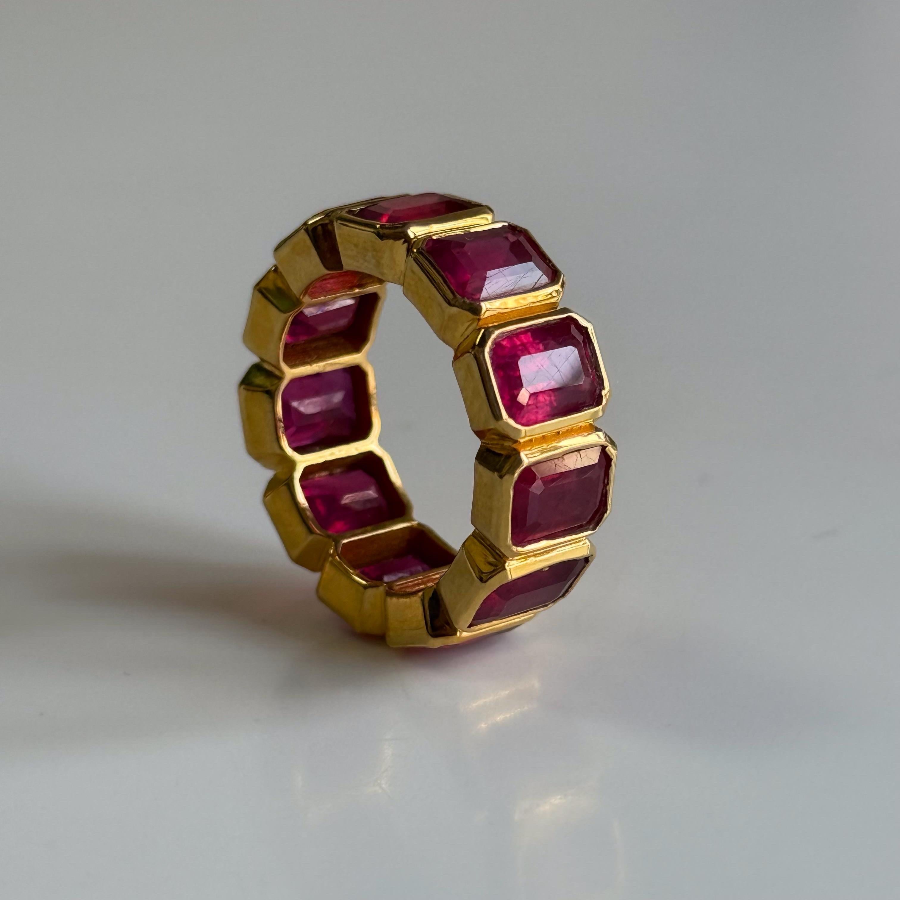da uomo o donna Anello eternità in rubino fatto a mano Anello eternità in oro 14KT in vendita