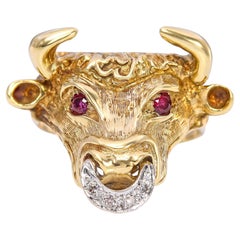 Vintage 14k Yellow Gold Bull With Ruby Eye and Diamond Ring