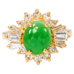 Anello cocktail d'epoca in oro giallo 18k con giada verde e diamanti