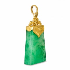 Vintage 24k Yellow Gold Jadeite Jade Pendant