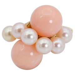 Vintage 9k Yellow Gold Coral and Cultured Pearl Cluster Ring