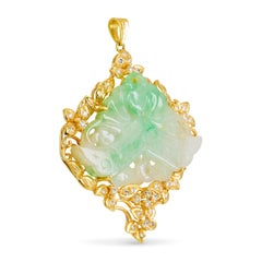 Vintage 18k Yellow Gold Carved Jadeite and Diamond Pendant