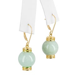 Vintage Yellow Gold Jadeite Jade Drop Earrings