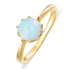 Vintage 16k Yellow Gold Opal Solitaire Ring