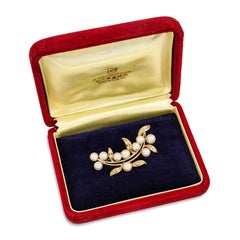 Vintage Mikimoto Yellow Gold Akoya Pearl Leaf Brooch