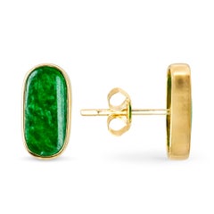 Vintage 14k Yellow Gold Green Jade Stud Earrings