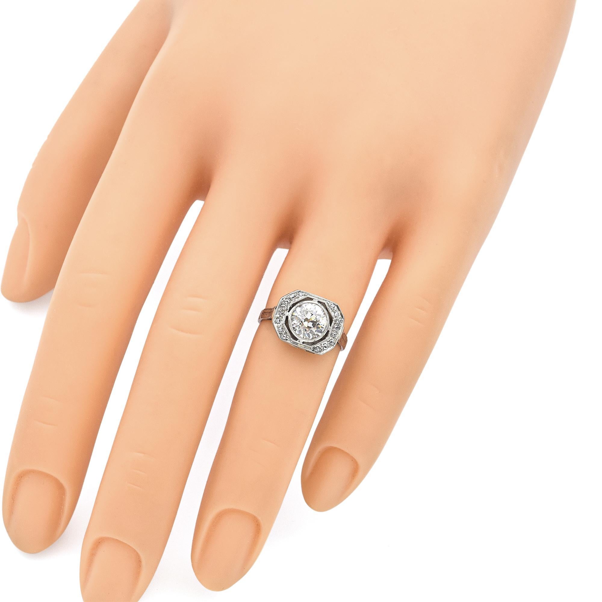 Taille vieille Europe Bague Art déco ancienne en or blanc 18 carats avec diamant taille vieille Europe de 1,46 carat H VS2 certifié GIA en vente