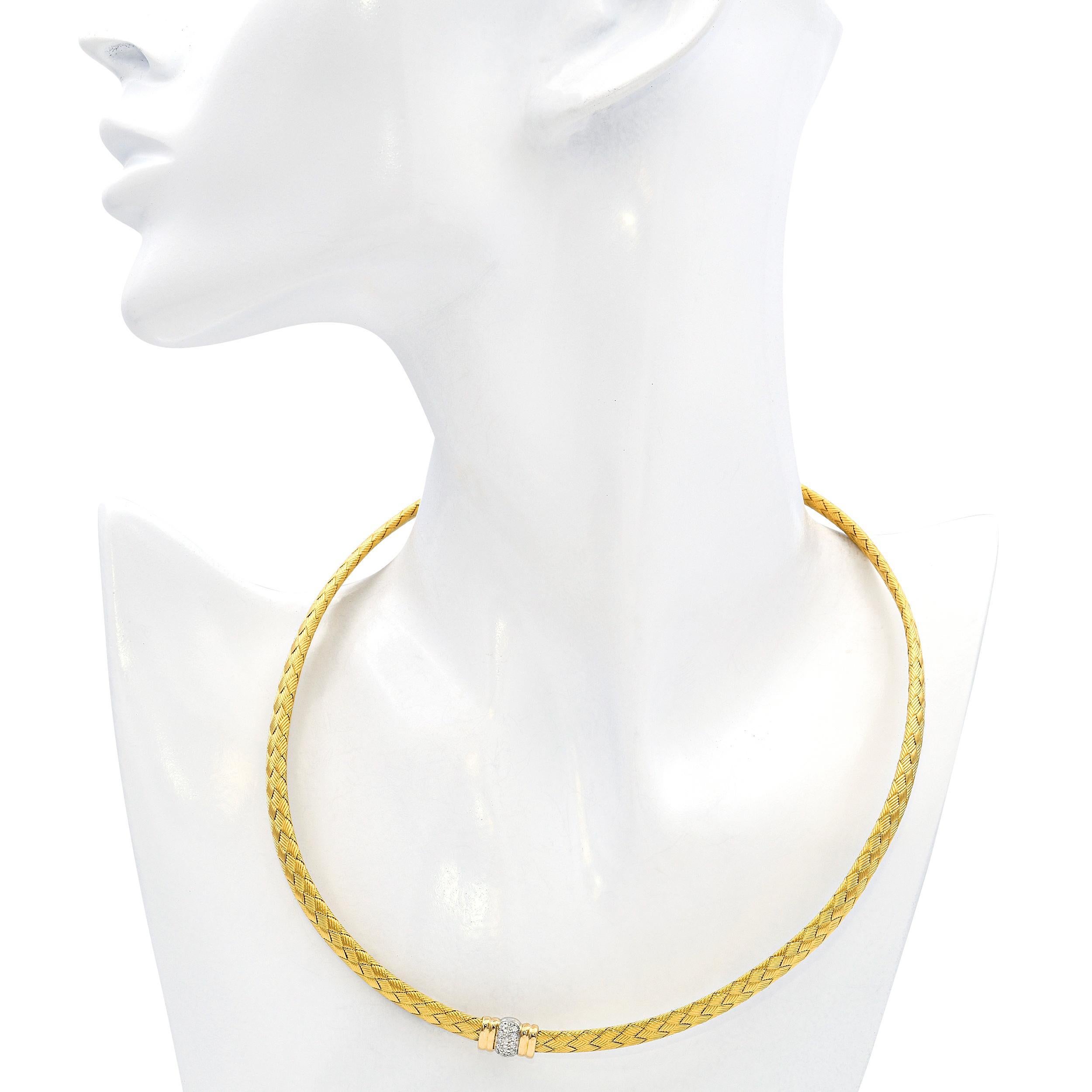 Taglio brillante Roberto Coin - Collana in oro giallo 18k e diamanti intrecciati in vendita