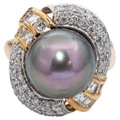 Anello con perle di Tahiti e diamanti in oro giallo 18k