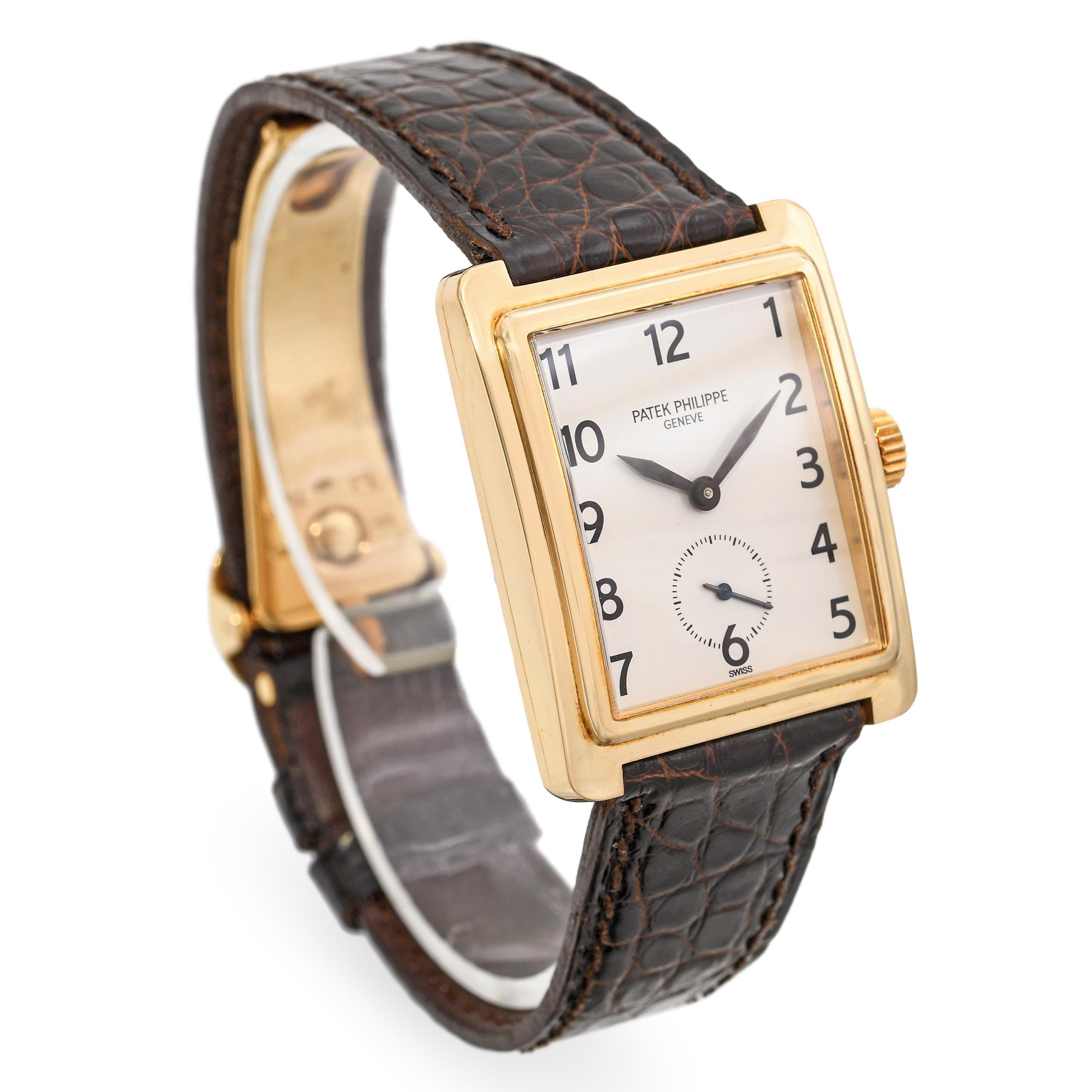 Uomo Patek Philippe Gondolo Orologio da uomo con carica manuale in oro giallo 18k Ref. 5010 in vendita