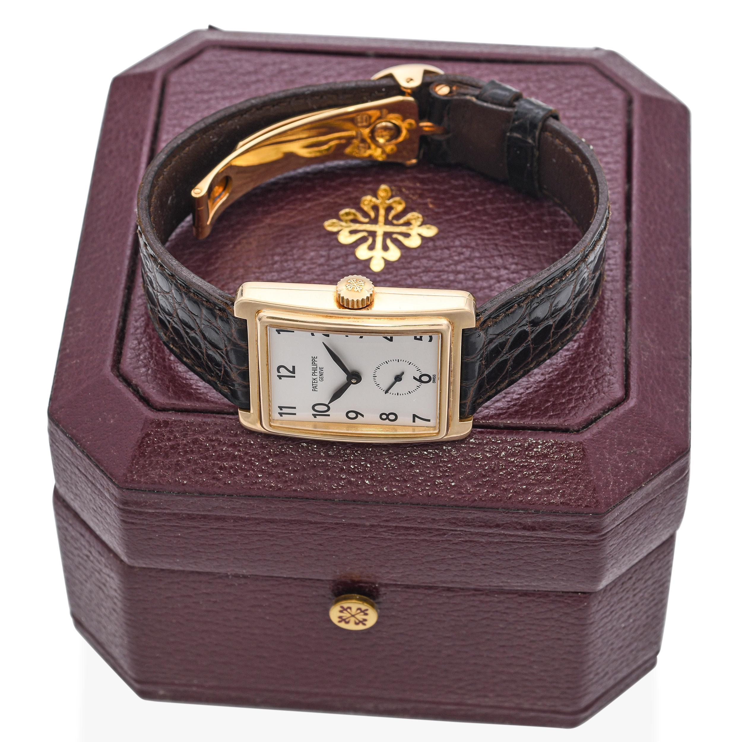 Art Déco Patek Philippe Gondolo Orologio da uomo con carica manuale in oro giallo 18k Ref. 5010 in vendita