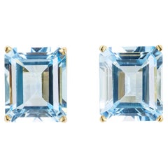 Vintage 14k Yellow Gold 15.7ctw Blue Topaz Stud Earrings