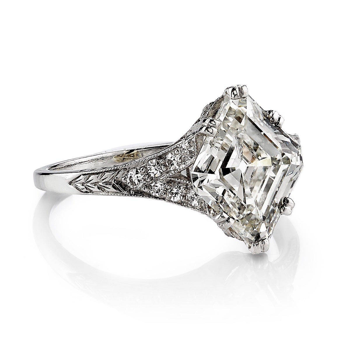 2.73ct K/VS1 GIA certified Lozenge cut diamond set in a vintage platinum mounting. Circa 1920. A bold yet feminine design makes this Art Deco engagement ring a true classic.