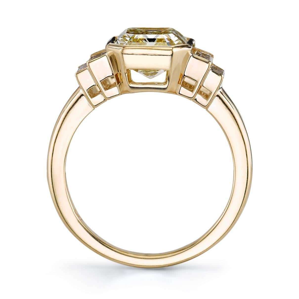 3.06 Karat Art Deco Verlobungsring mit Smaragdschliff (Art déco)