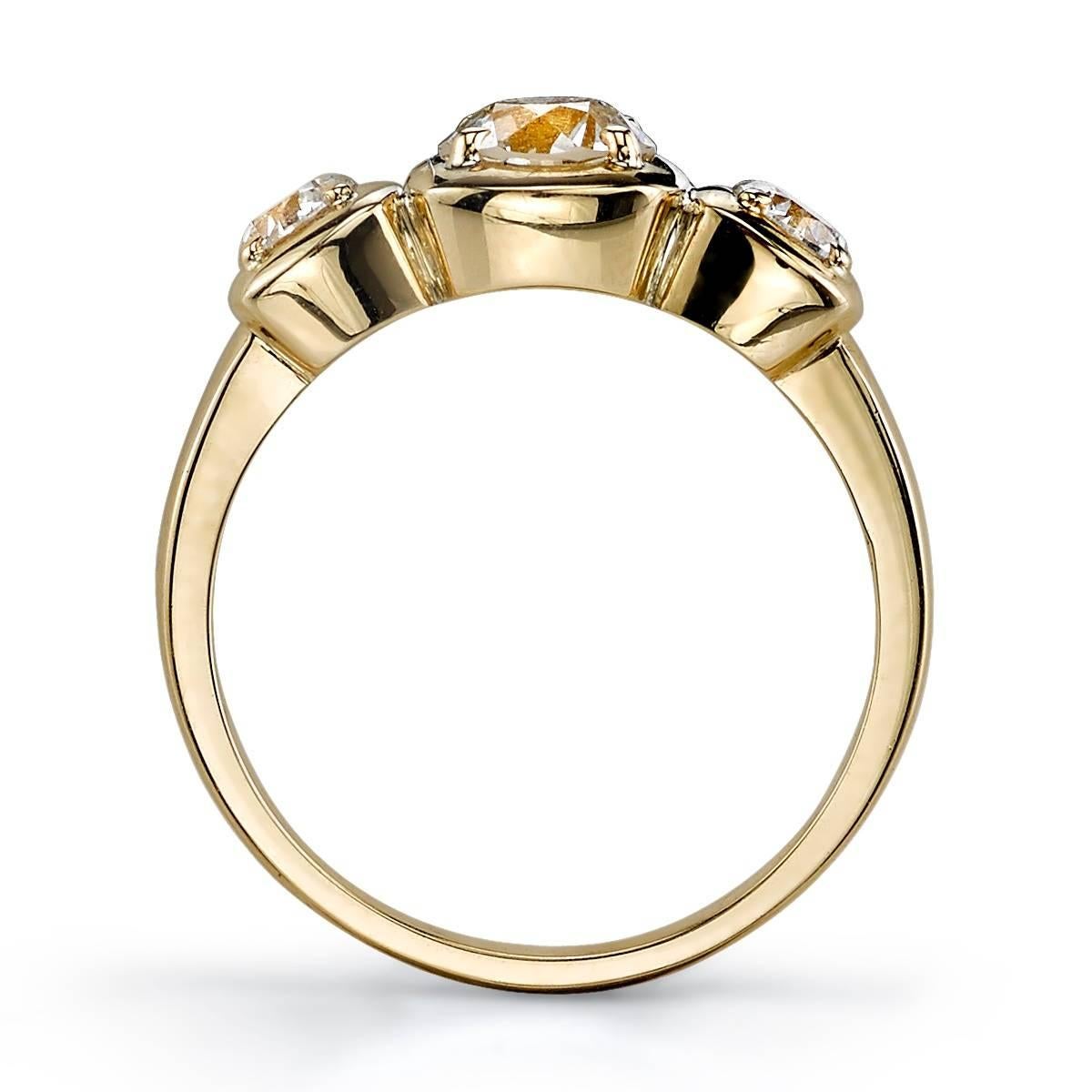 Old European Cut Diamond Three Stone Yellow Gold Ring In New Condition In Los Angeles, CA