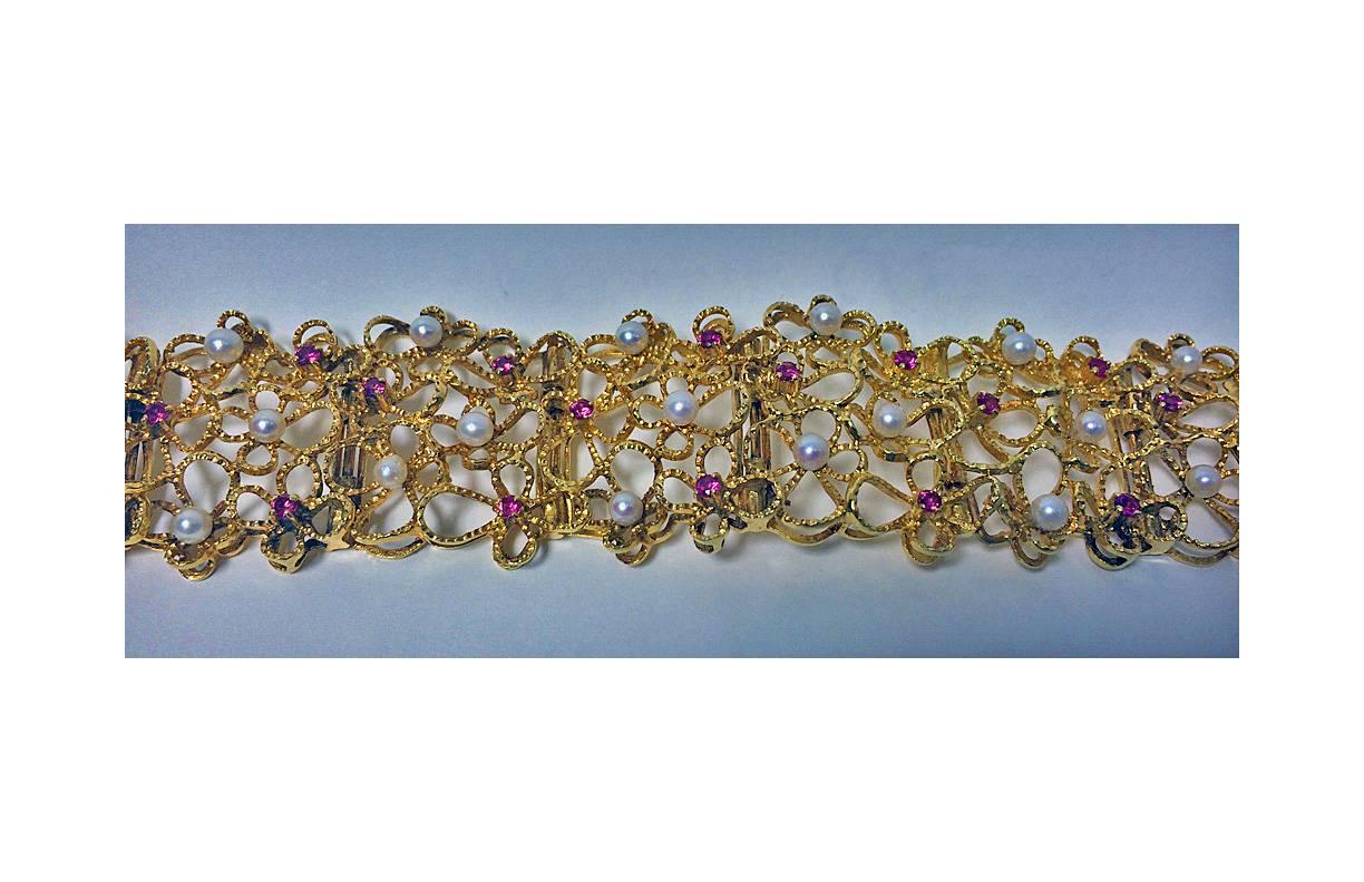 1970s Modernist Ruby Pearl Bracelet In Good Condition In Toronto, ON