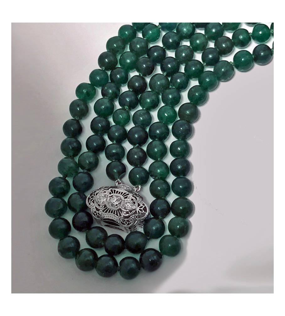 Double Strand Emerald Beads Necklace and Diamond Clasp In Good Condition In Toronto, ON