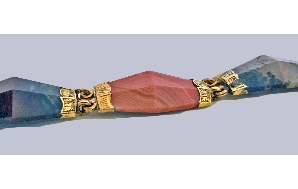 Antique Scottish Agate Gold Bracelet, circa 1875 In Good Condition In Toronto, ON