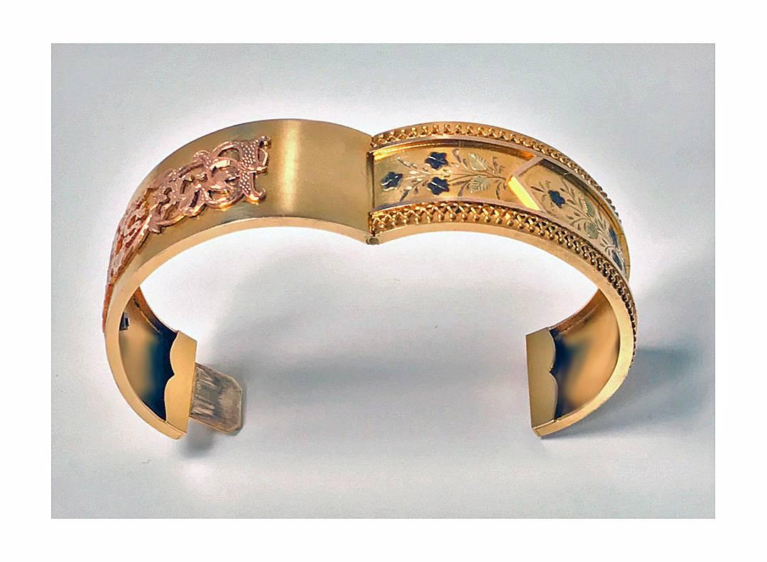 Fine Gold Etruscan Aesthetic Japonaiserie Bangle, C.1875 2